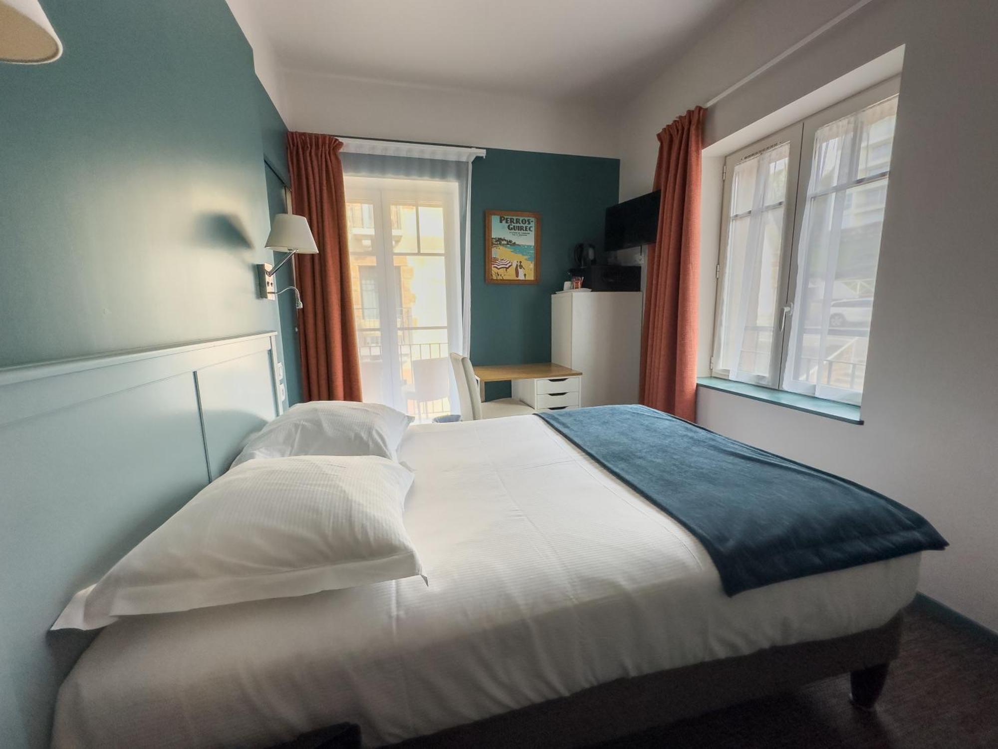 Logis Hotel Ker Mor Perros-Guirec Exteriör bild