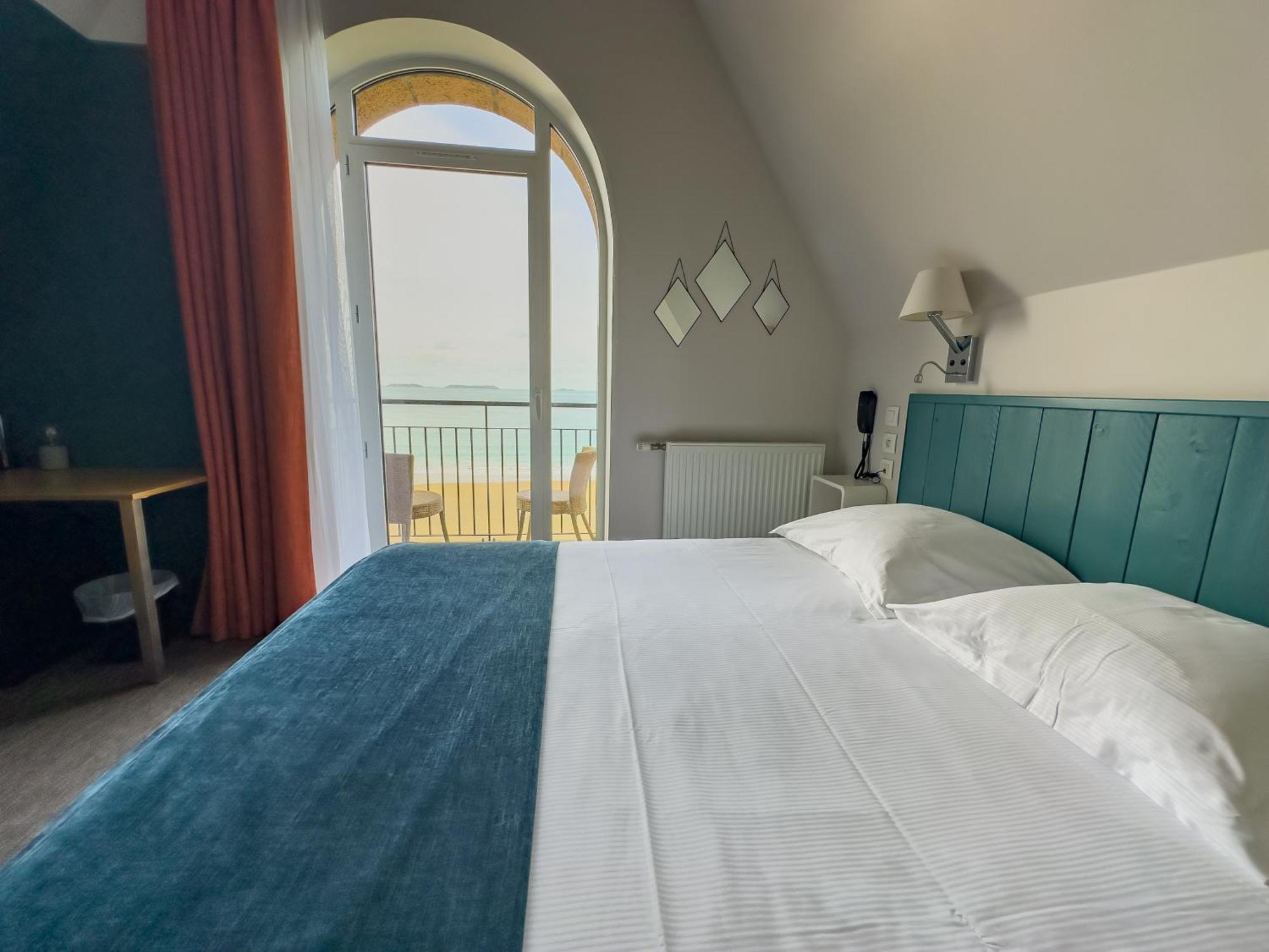 Logis Hotel Ker Mor Perros-Guirec Exteriör bild