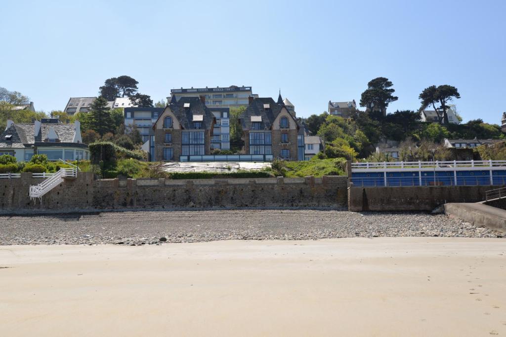 Logis Hotel Ker Mor Perros-Guirec Exteriör bild